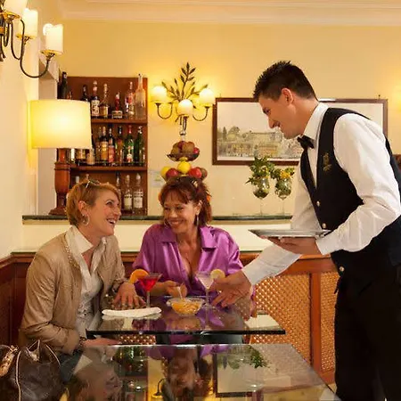 Ludovisi Palace Hotel 4*